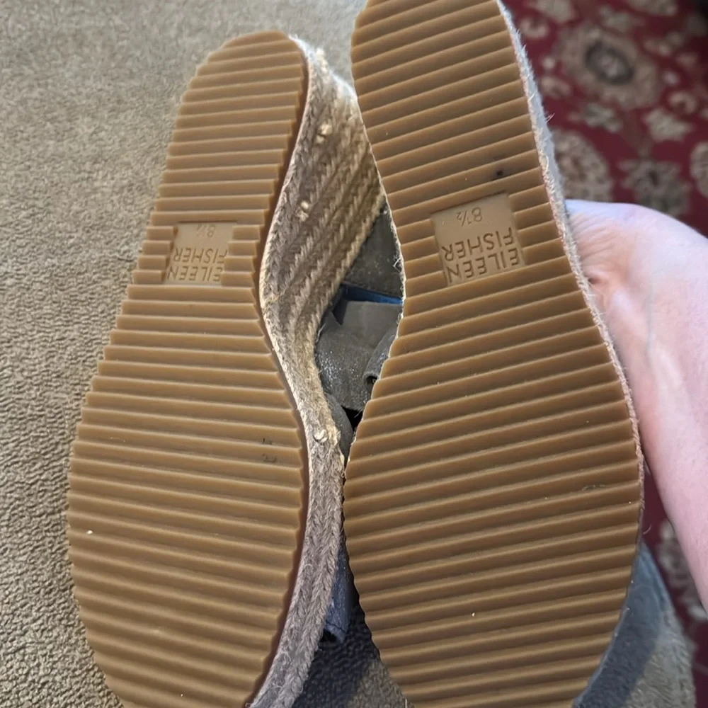 Eileen Fisher Platinum Silver Suede Espadrille Wedge Sandals 8.5 (TD)